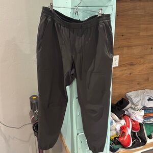 Lululemon licensed to train jogger